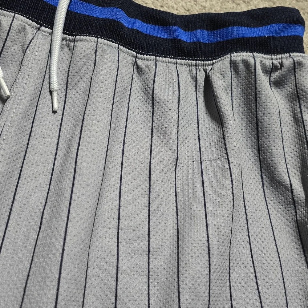 VTG AND1 Dazzle Shorts Mens XL Gray Pinstripe Basketball Dazzle Contrast 90s